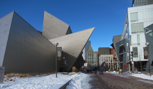 Denver Art Museum デンバー美術館